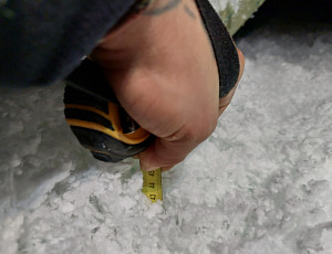 Zateplení stropu novostavby rodinného domu pomocí foukané izolace